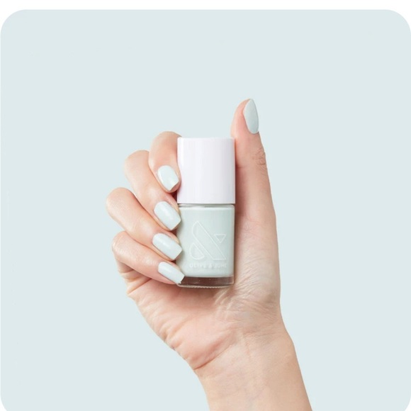 Olive & June ‘Sleeping Bag’ Mint Polish Nails NEW - Picture 2 of 5